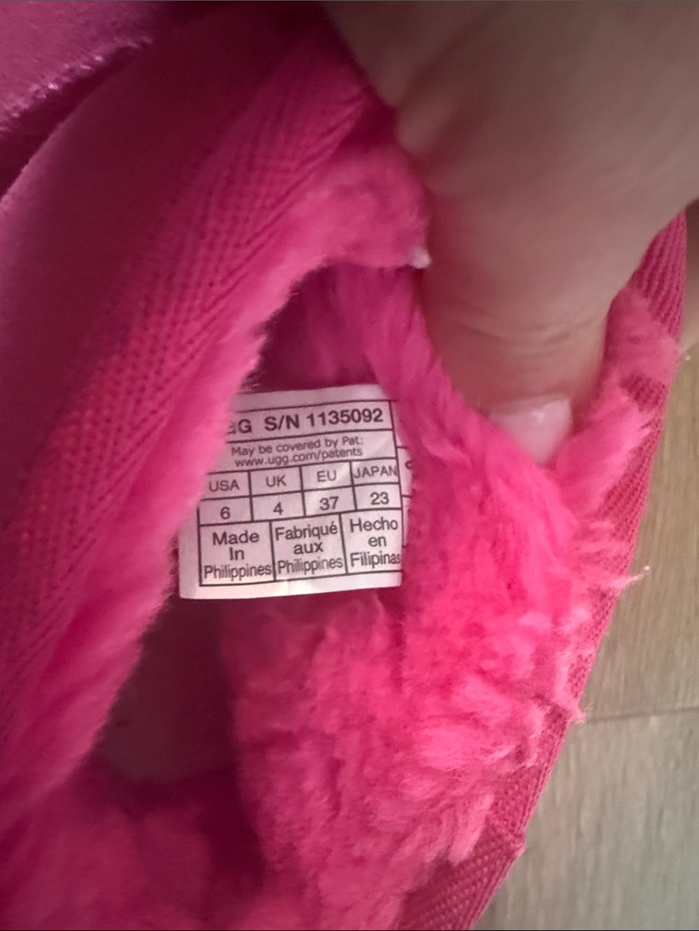 Hot Pink Platform Uggs size 6
Gently worn - Picture 3 of 3